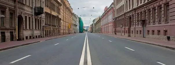 Сколько проезжих частей имеет данная дорога?